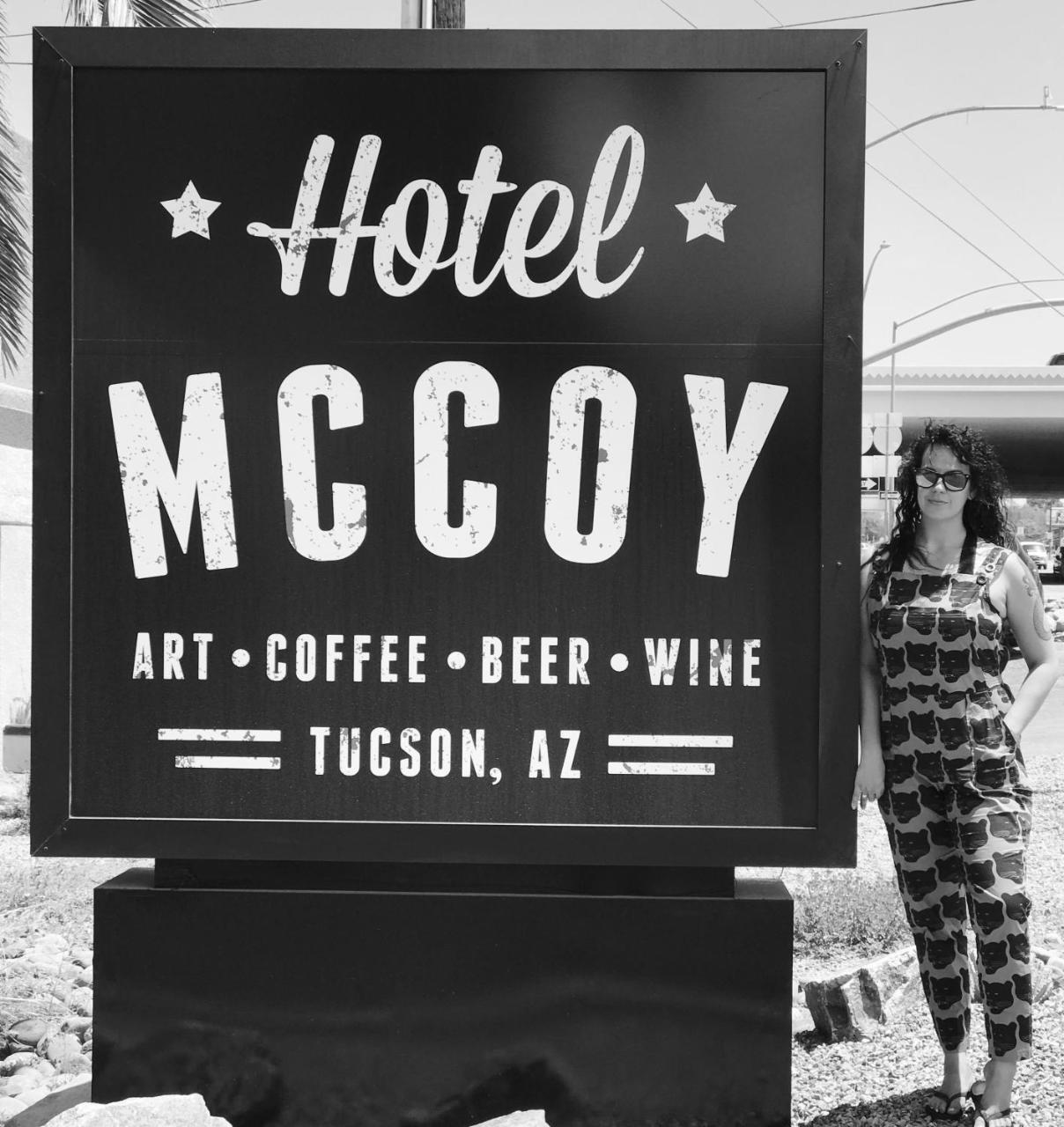 Hotel Mccoy - Art, Coffee, Beer, Wine Tucson Exterior foto